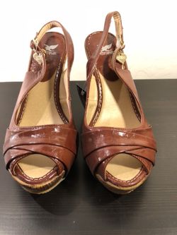 New!!! Brown Wedges