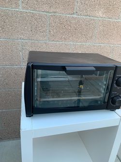 Hamilton Beach Black 4-Slice Toaster Oven
