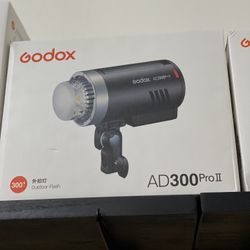 Godox AD300 Pro II Outdoor Flash