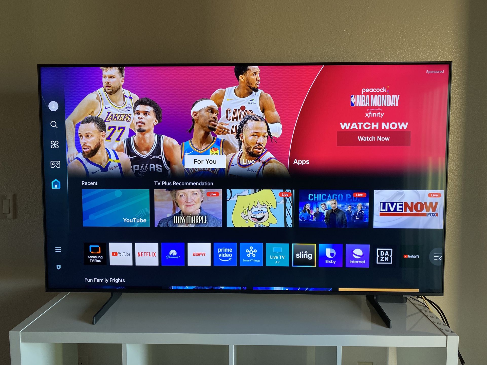 Samsung Smart TV 4K 65” DU7200D