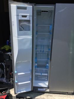 Refrigerador marca whirlpool nuevo