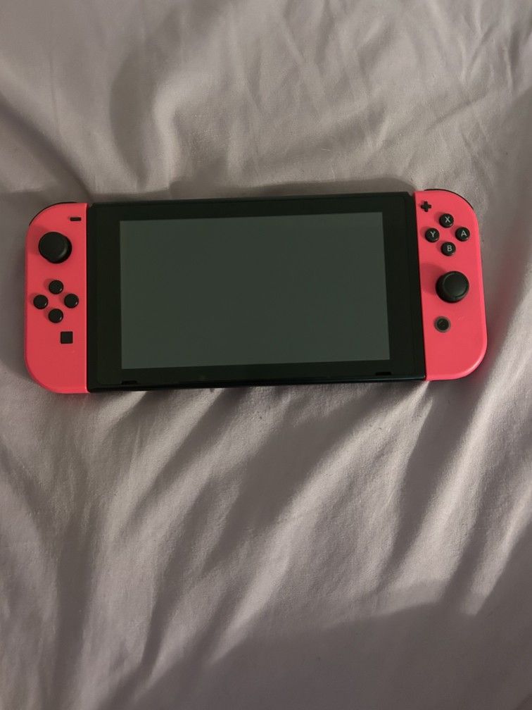 Nintendo Switch 32 GB With Games