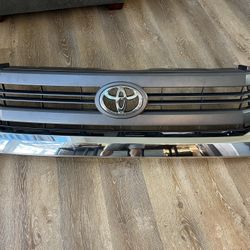 2014 2015 2016 2017 2018 2019 2020 2021 TOYOTA TUNDRA GRILLE USED OEM 5295-01 BL