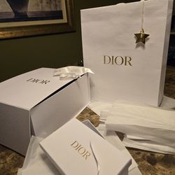 DIOR EMTY GIFT BAGS AND BOXES