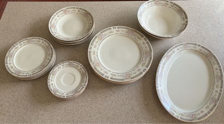 🔥1992 FARBERWARE SOUTHAMPTON 223A FINE CHINA INCOMPLETE SET