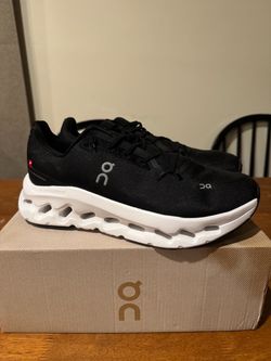 On Cloud Cloudtilt Void White And Black Men Size 8 , 10 , 11