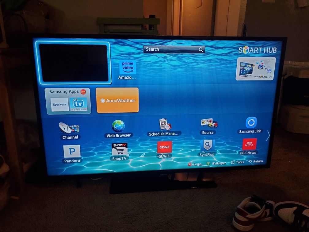 Samsung 55in Smart TV