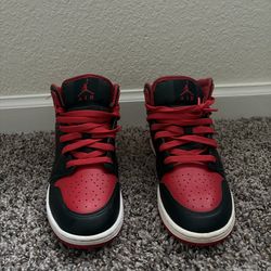Air Jordan 1 Mid Bred Black Red – Youth Size 5.5