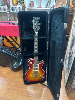 Gibson Les Paul Custom Guitar
