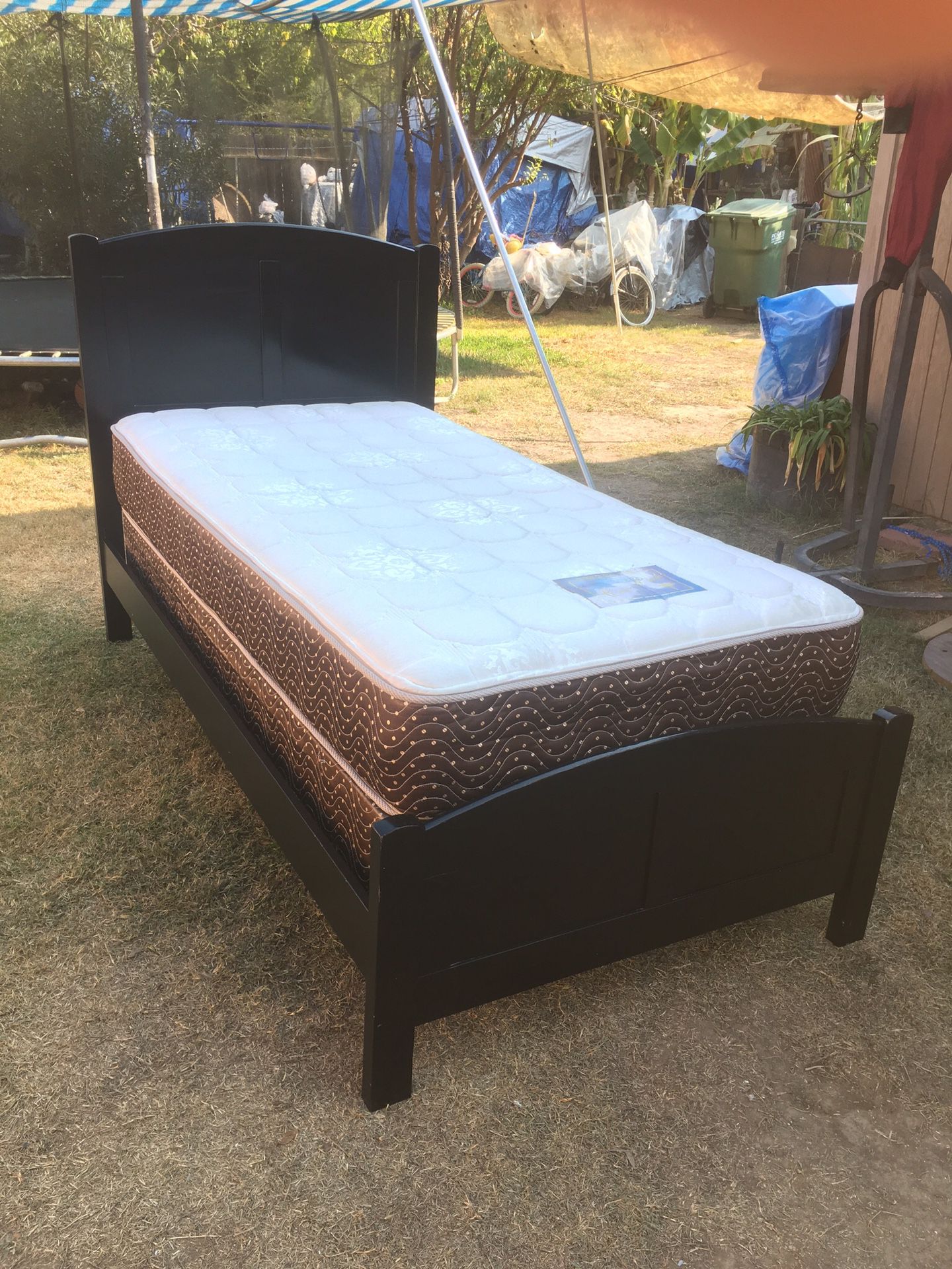 Twin Size Bed Frame With Mattress