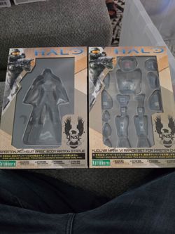 Halo Master Chief armor figure set