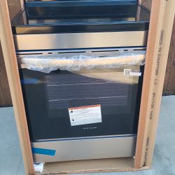 New Frigidaire Electric Stove 