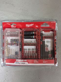 Milwaukee SHOCKWAVE Impact Duty Alloy Steel Drill, Drive and Fastening Bit Set (75-Piece) – New