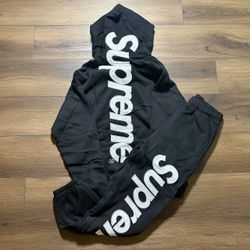 Supreme Matching Set 🔥
