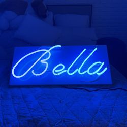 Custom Neon “Bella” Sign – Brand New