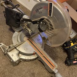 Compound Miter Saw 