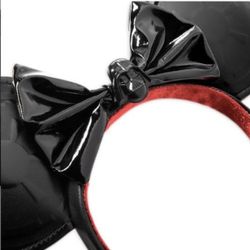 Darth Vader Minnie Ears Ashley Eckstein Disney Star Wars!!! Sold Out EVERYWHERE!