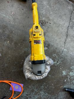 DeWALT DWP849 7"/9" Variable Speed Rotary Polisher 12-Amp Corded