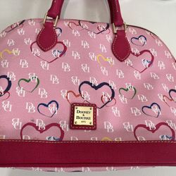 Dooney And Bourke Purse