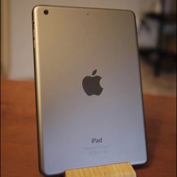 Apple iPad Mini 2 16GB PERFECT Condition Open To Reasonable Offers