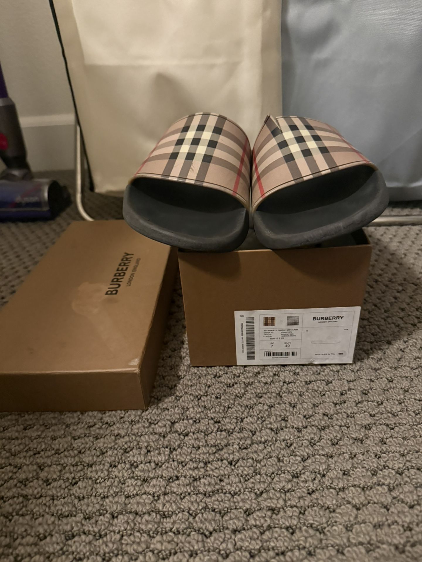 Authentic Women’s Burberry Slides
