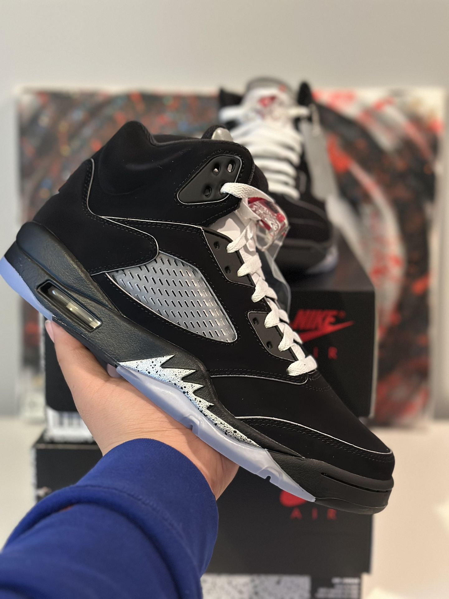 Jordan 5 (Metallic Reimagined) *Brand New* - Size 5Y