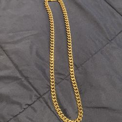18 K Gold Plated Chain 10mm And 26 Inch Long Over Sterling Silver 