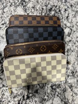 Wallets brand new with zipper