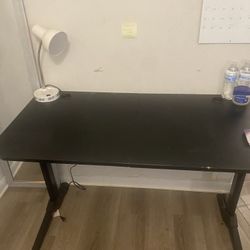 Computer desk