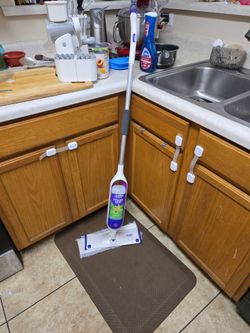 Swiffer power mop