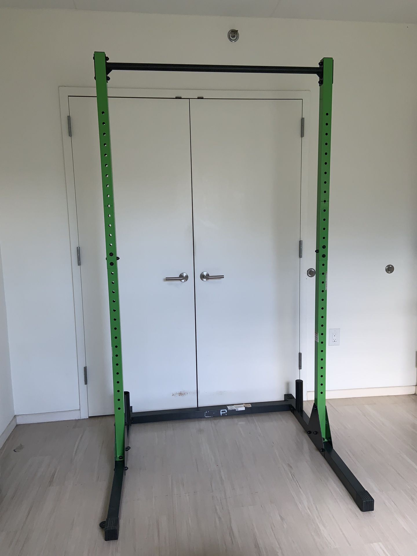 CAP Barbell Power Rack + Attachments
