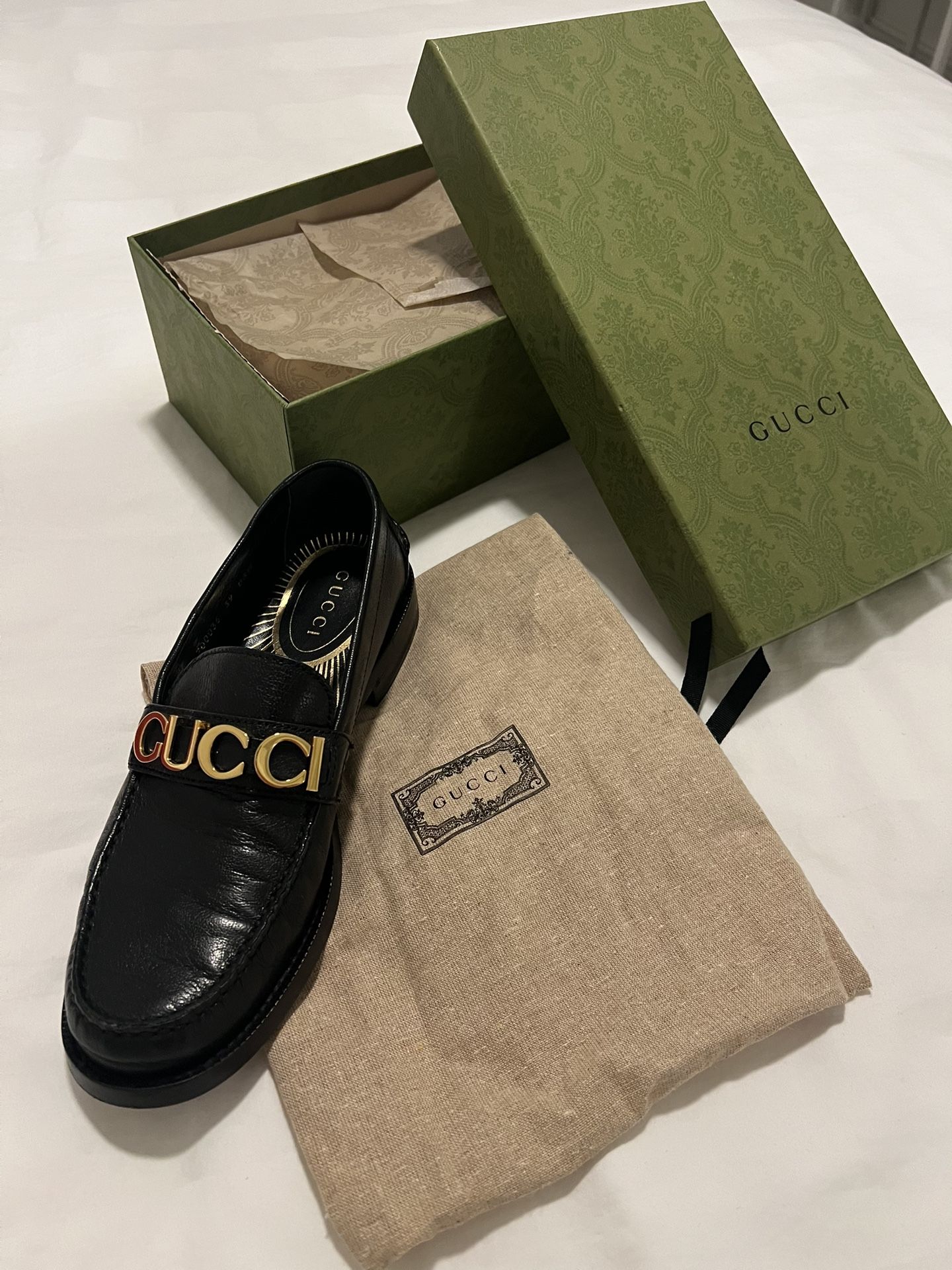 Women’s GUCCI loafers