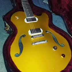 Robin Savoy Hollowbody