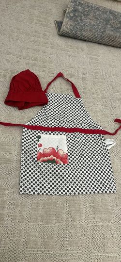 Kids apron and chef hat