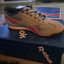 Women’s Reeboks