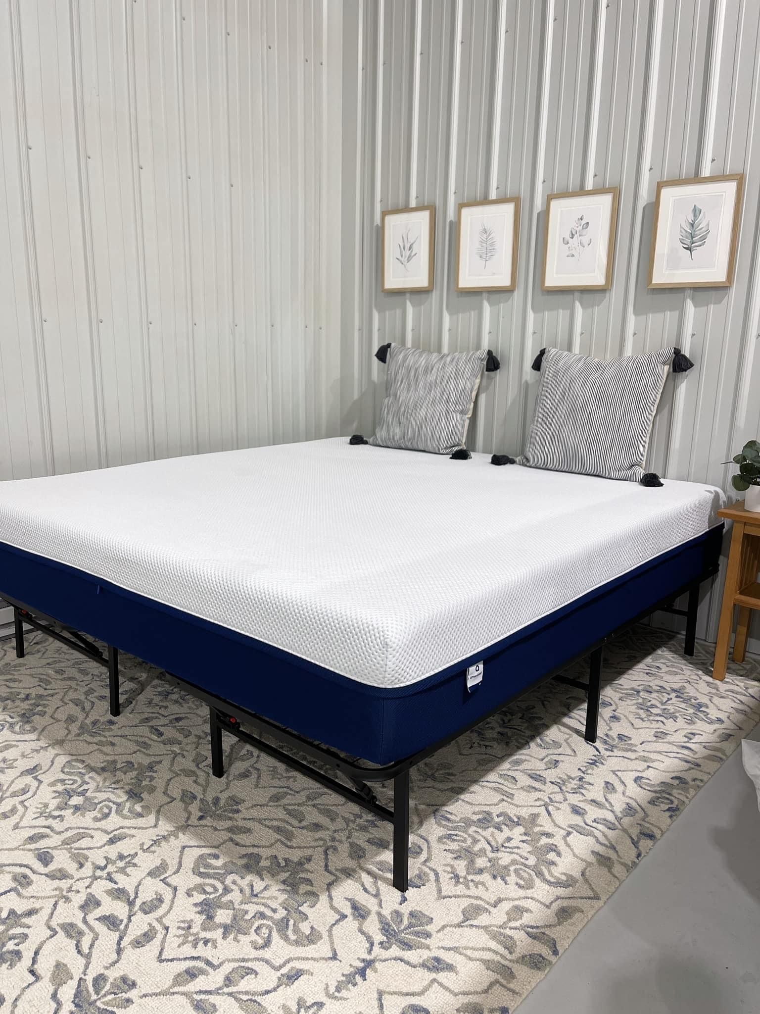 Amerisleep AS1 Queen Size Memory Foam Mattress Bed - Like New