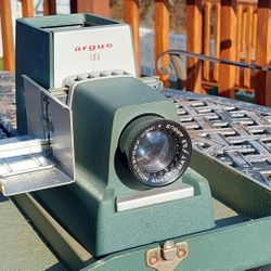 Vintage Argus 300 Projector Model 3 III Working Condition 