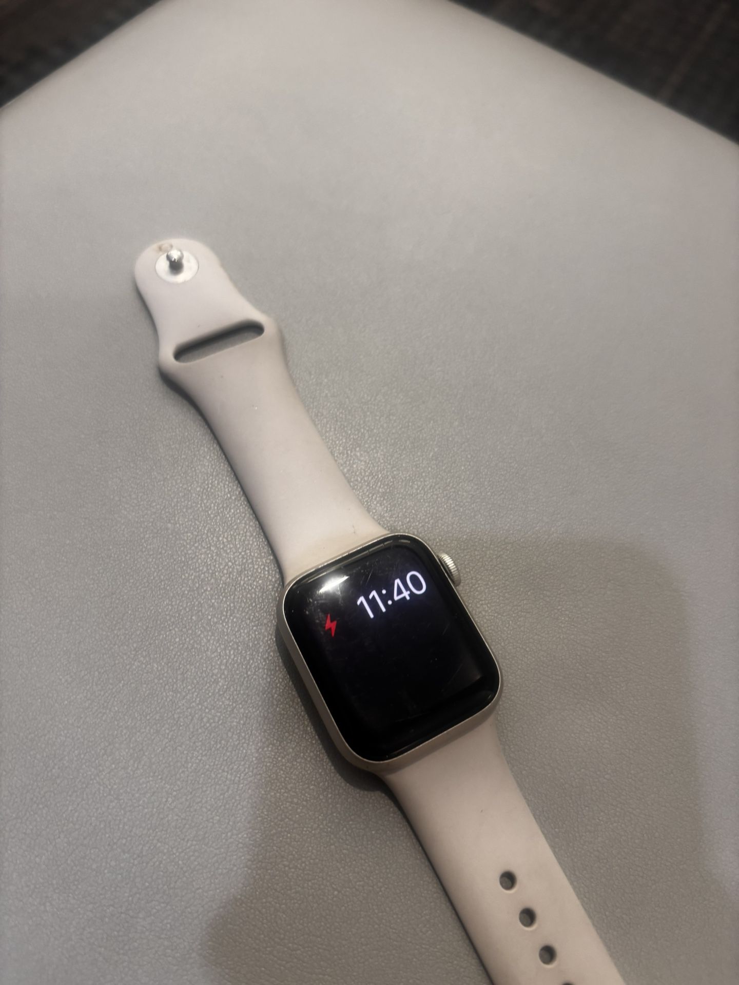Apple SE WATCH