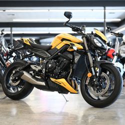 2025 TRIUMPH STREET TRIPLE 765 RS