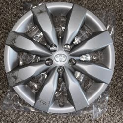 2010 Toyota Corolla HubCaps
