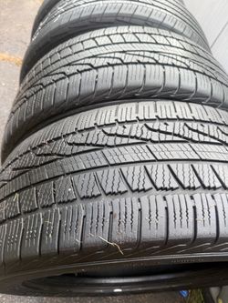 Tires 255/50/20 Goodyear 2 diferents model