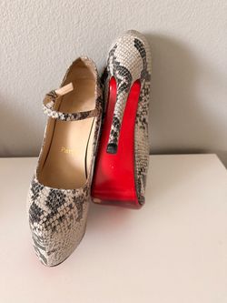 Red bottoms size 37 or 7 in woman’s