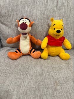 Pooh and Tigger Plush set