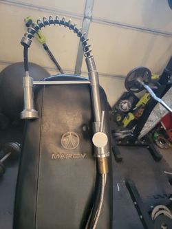 Kitchen faucet