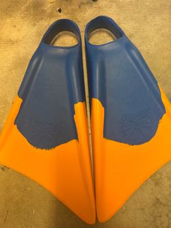Churchill Large Bodyboard or Swim Fins Blue and Orange