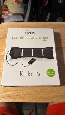 Ascent Solar EnerPlex Kickr IV Portable Solar Charger