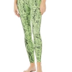 Alo yoga leggings, size M