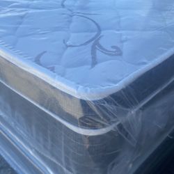 NEW QUEEN SIZE MATTRESS : COMFORT : SEMI FIRM ✔️ DELIVERY OPTION AVAILABLE 🚚💨