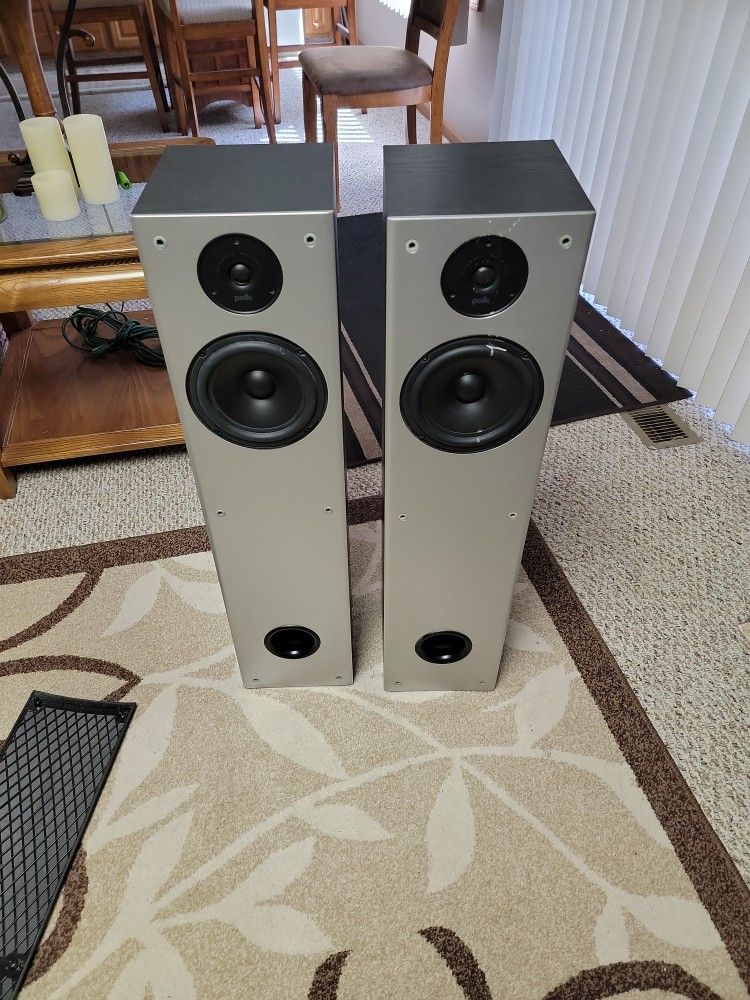 Polk Audio Tower Speakers Model M20