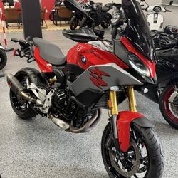 2021 BMW F900XR